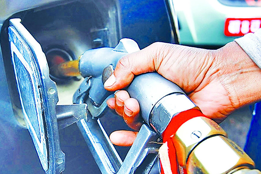 पेट्रोल, डिजेल र मट्टितेलको मूल्य लिटरमै १० रुपैयाँ बढ्यो 